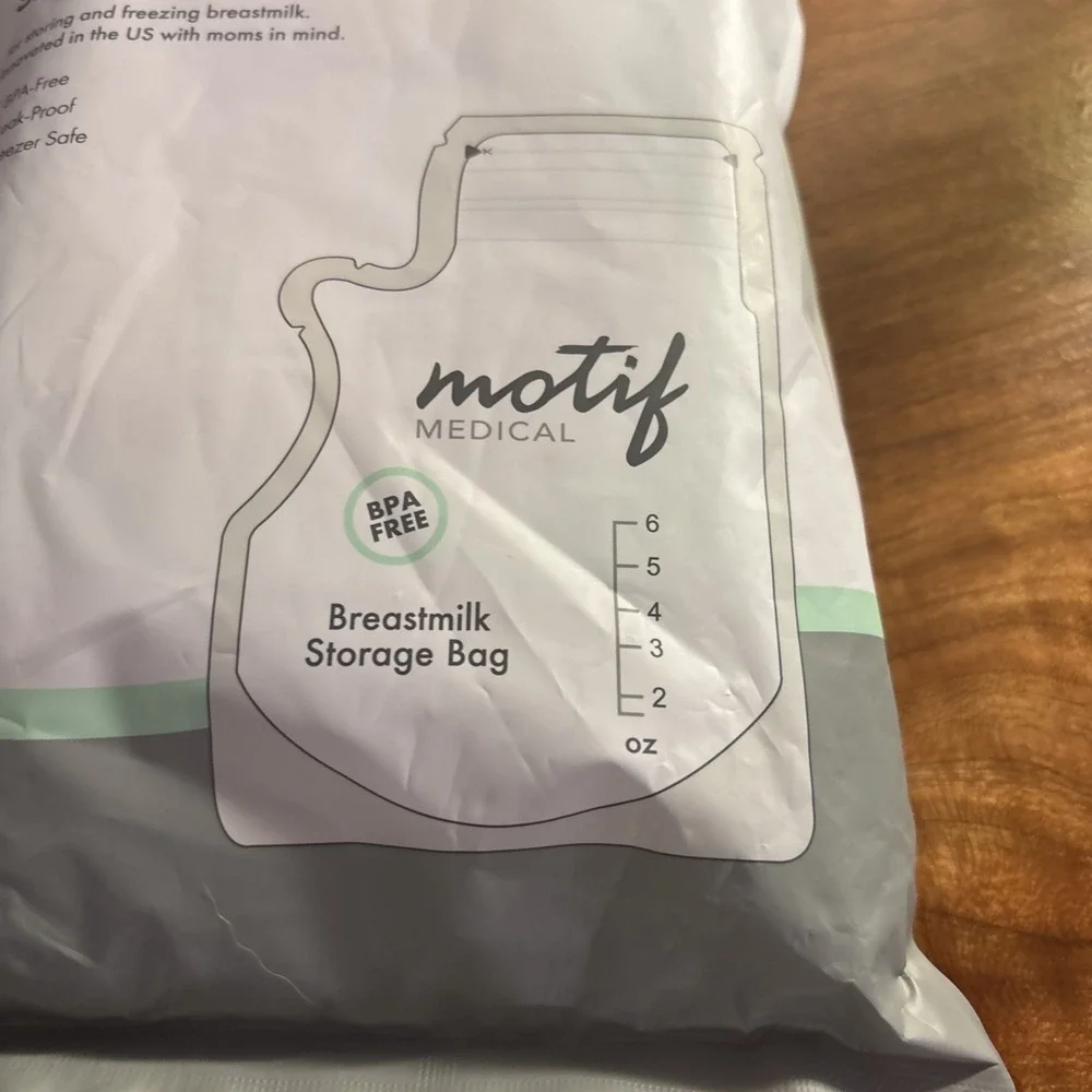 Motif Medical Breastmilk 8 oz Single Use Storage Bags BPA Free 100 count NEW